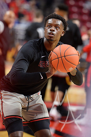 COLLEGE BASKETBALL: FEB 02 Loyola-Chicago at Illinois State