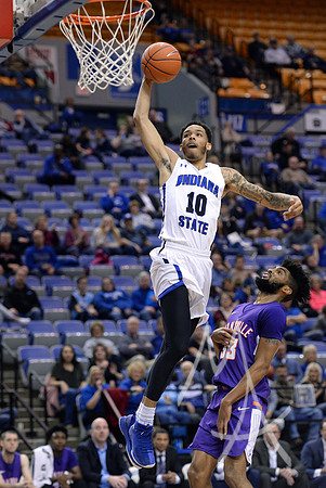 COLLEGE BASKETBALL: FEB 06 Evansville at Indiana State