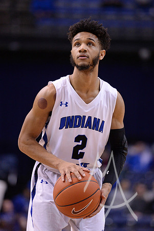 COLLEGE BASKETBALL: FEB 06 Evansville at Indiana State