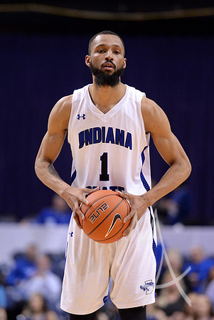 COLLEGE BASKETBALL: FEB 06 Evansville at Indiana State