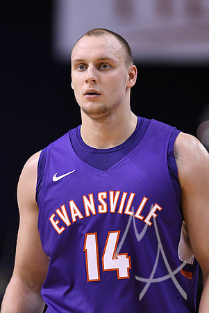COLLEGE BASKETBALL: FEB 06 Evansville at Indiana State