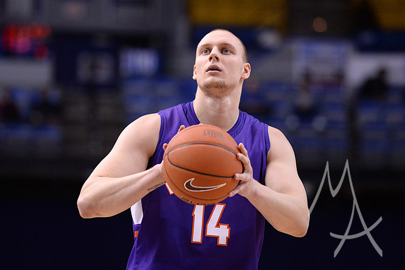 COLLEGE BASKETBALL: FEB 06 Evansville at Indiana State