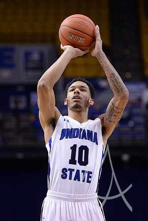 COLLEGE BASKETBALL: FEB 06 Evansville at Indiana State