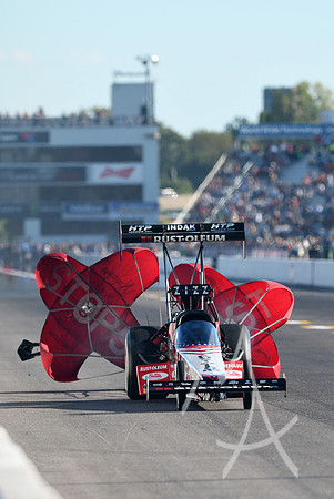 AUTO: SEP 25 NHRA Midwest Nationals