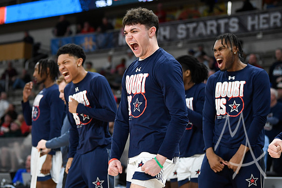 COLLEGE BASKETBALL: MAR 11 Horizon League Championship Robert Morris vs Youngstown State
