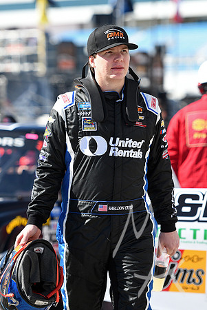 AUTO: FEB 28 NASCAR Gander Outdoors Truck Series - Strat 200