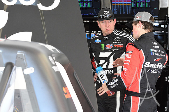 AUTO: FEB 28 NASCAR Gander Outdoors Truck Series - Strat 200