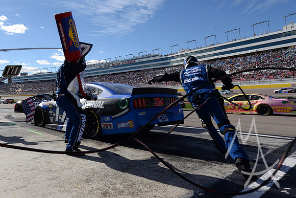 AUTO: MAR 03 Monster Energy NASCAR Cup Series - Pennzoil 400