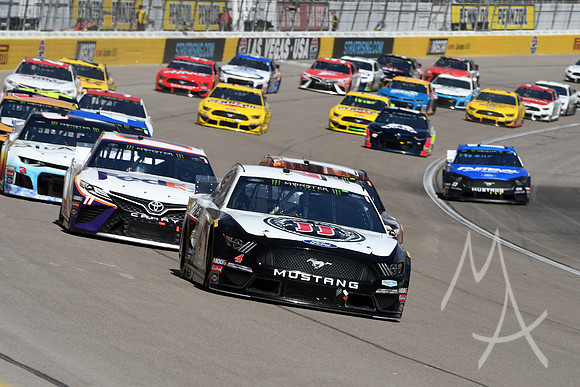 AUTO: MAR 03 Monster Energy NASCAR Cup Series - Pennzoil 400