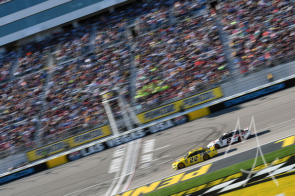AUTO: MAR 03 Monster Energy NASCAR Cup Series - Pennzoil 400
