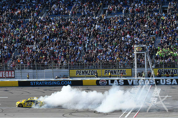 AUTO: MAR 03 Monster Energy NASCAR Cup Series - Pennzoil 400
