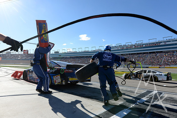 AUTO: MAR 03 Monster Energy NASCAR Cup Series - Pennzoil 400