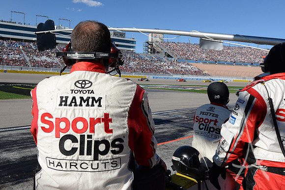 AUTO: MAR 03 Monster Energy NASCAR Cup Series - Pennzoil 400
