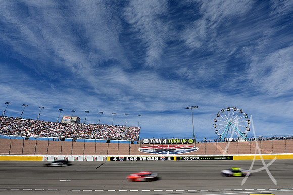 AUTO: MAR 03 Monster Energy NASCAR Cup Series - Pennzoil 400