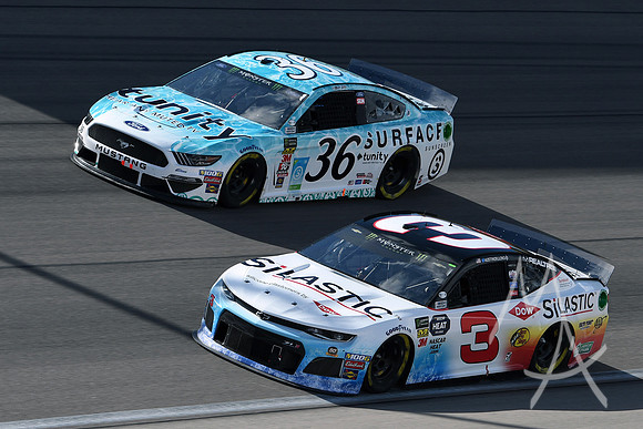 AUTO: MAR 03 Monster Energy NASCAR Cup Series - Pennzoil 400