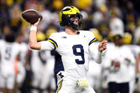 COLLEGE FOOTBALL: DEC 02 Big Ten Championship Game - Michigan vs Iowa