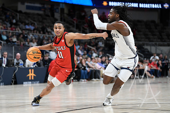 COLLEGE BASKETBALL: MAR 11 Horizon League Championship Robert Morris vs Youngstown State