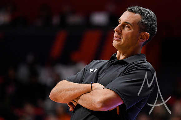 COLLEGE BASKETBALL: DEC 17 Colgate at Illinois