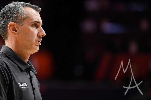 COLLEGE BASKETBALL: DEC 17 Colgate at Illinois