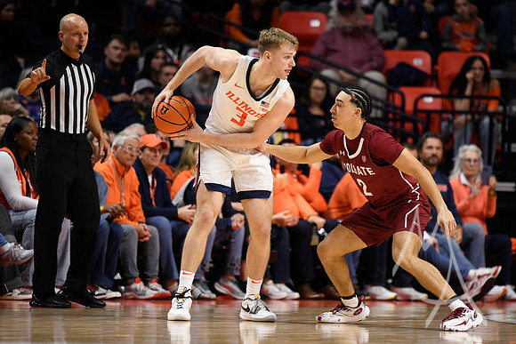 COLLEGE BASKETBALL: DEC 17 Colgate at Illinois