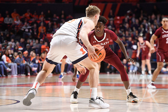 COLLEGE BASKETBALL: DEC 17 Colgate at Illinois