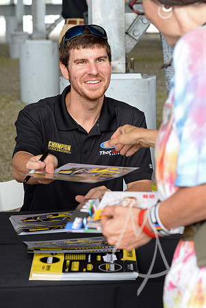 AUTO: JUN 22 NASCAR Gander Outdoors Truck Series - CarShield 200 presented by CK Power