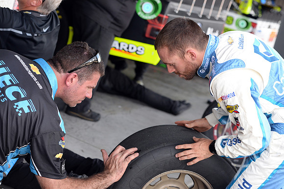 AUTO: JUN 22 NASCAR Gander Outdoors Truck Series - CarShield 200 presented by CK Power
