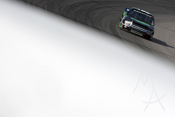AUTO: JUN 22 NASCAR Gander Outdoors Truck Series - CarShield 200 presented by CK Power