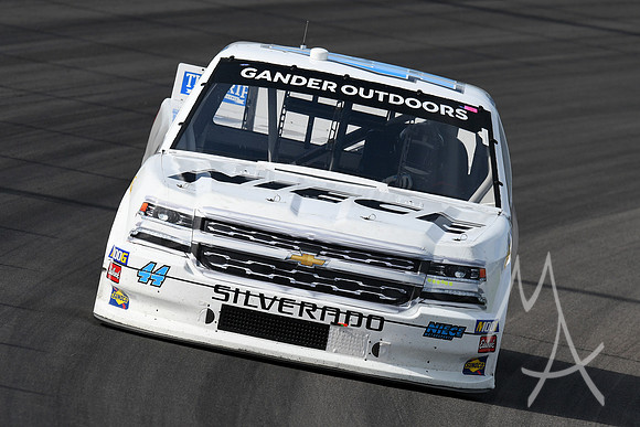 AUTO: JUN 22 NASCAR Gander Outdoors Truck Series - CarShield 200 presented by CK Power