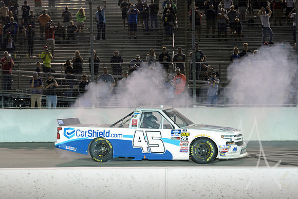 AUTO: JUN 22 NASCAR Gander Outdoors Truck Series - CarShield 200 presented by CK Power