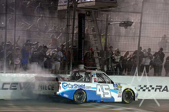 AUTO: JUN 22 NASCAR Gander Outdoors Truck Series - CarShield 200 presented by CK Power