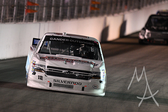 AUTO: JUN 22 NASCAR Gander Outdoors Truck Series - CarShield 200 presented by CK Power