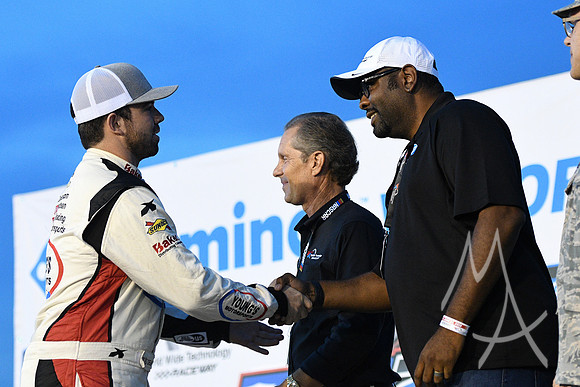 AUTO: JUN 22 NASCAR Gander Outdoors Truck Series - CarShield 200 presented by CK Power