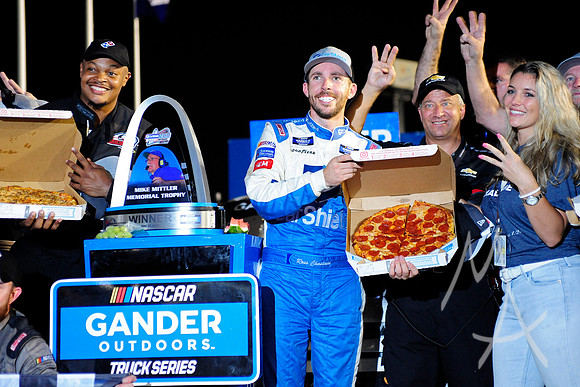 AUTO: JUN 22 NASCAR Gander Outdoors Truck Series - CarShield 200 presented by CK Power