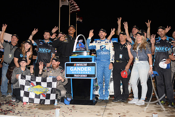 AUTO: JUN 22 NASCAR Gander Outdoors Truck Series - CarShield 200 presented by CK Power