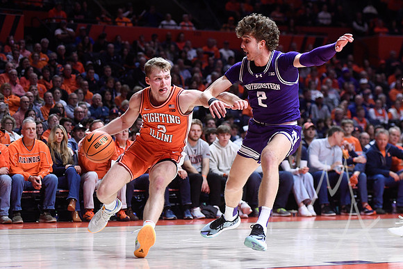 COLLEGE BASKETBALL: JAN 02 Northwestern at Illinois