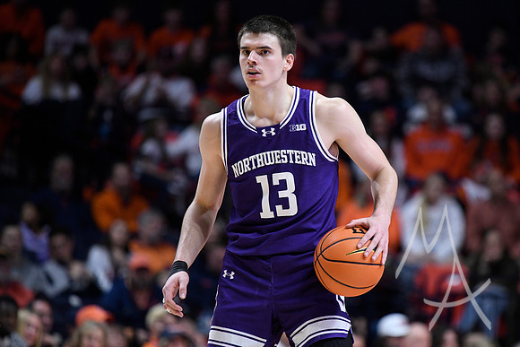 COLLEGE BASKETBALL: JAN 02 Northwestern at Illinois