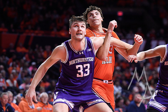 COLLEGE BASKETBALL: JAN 02 Northwestern at Illinois