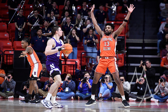 COLLEGE BASKETBALL: JAN 02 Northwestern at Illinois