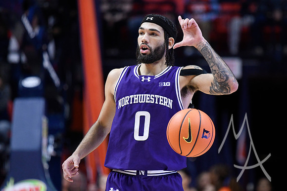 COLLEGE BASKETBALL: JAN 02 Northwestern at Illinois