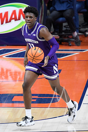 COLLEGE BASKETBALL: JAN 02 Northwestern at Illinois