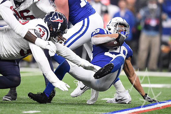 NFL: JAN 06 Texans at Colts