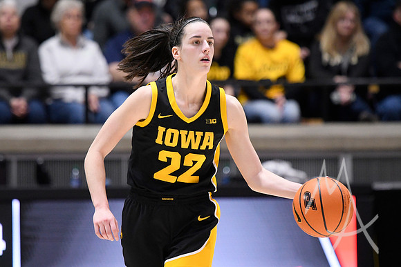 COLLEGE BASKETBALL: JAN 10 Women's - Iowa at Purdue