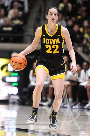 COLLEGE BASKETBALL: JAN 10 Women's - Iowa at Purdue