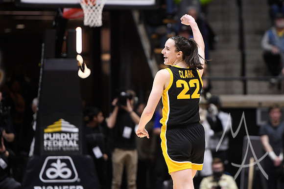 COLLEGE BASKETBALL: JAN 10 Women's - Iowa at Purdue