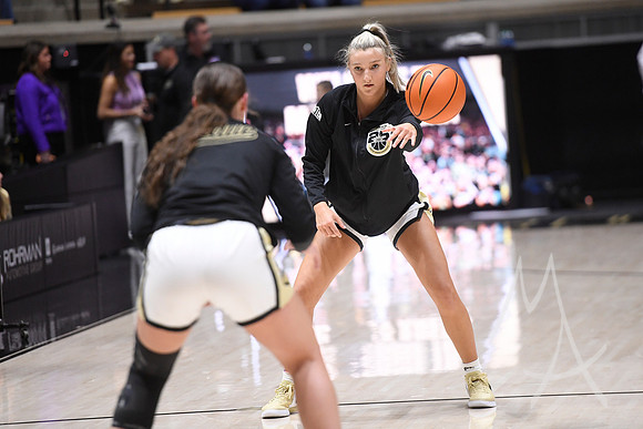 COLLEGE BASKETBALL: JAN 10 Women's - Iowa at Purdue