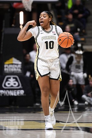 COLLEGE BASKETBALL: JAN 10 Women's - Iowa at Purdue