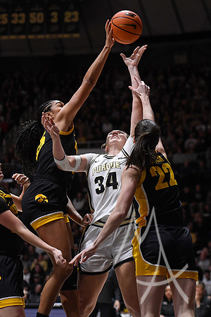 COLLEGE BASKETBALL: JAN 10 Women's - Iowa at Purdue
