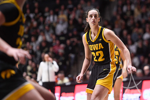COLLEGE BASKETBALL: JAN 10 Women's - Iowa at Purdue