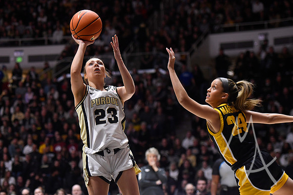 COLLEGE BASKETBALL: JAN 10 Women's - Iowa at Purdue